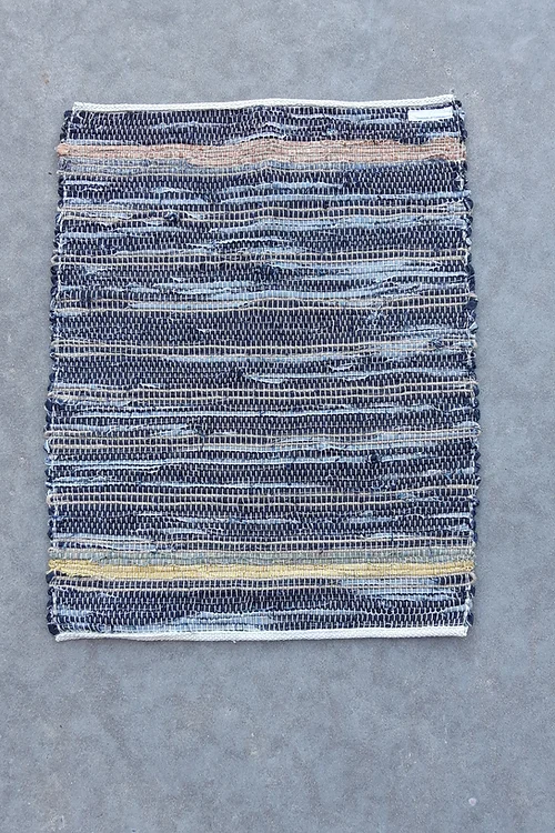 Tapis tissé main en lirette