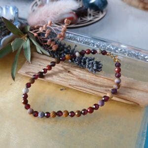 Bracelet en Grenat Rhodolite et Jaspe Mokaïte