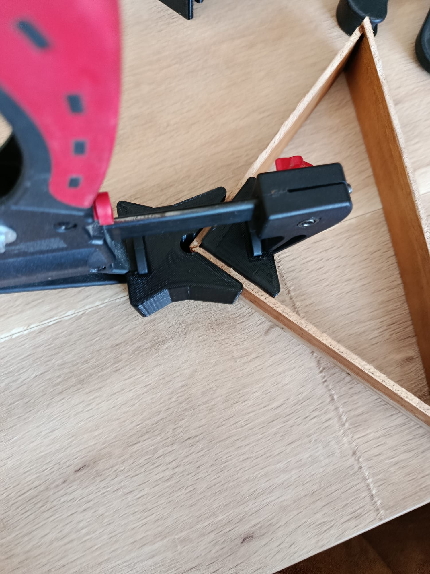 Accessoire indispensable pour des angles parfaits ! – Image 4